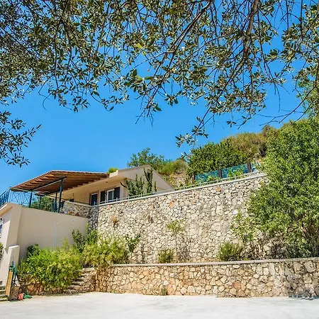 Jlo Villa
