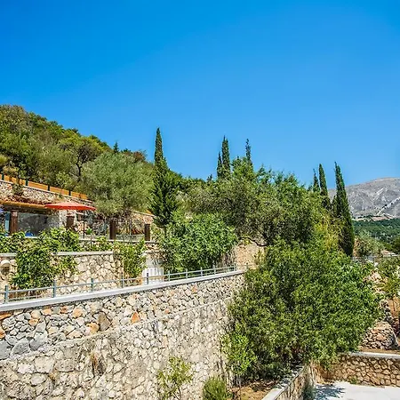 Jlo Villa *